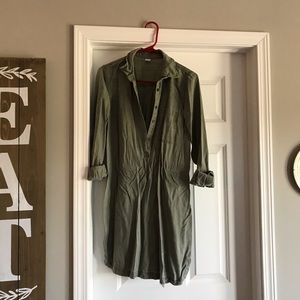 Shirt dress